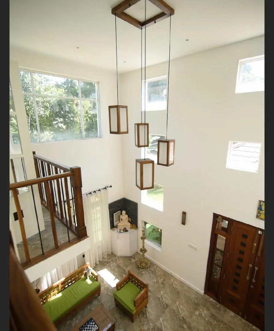 Grand Haven Luxury Villa 캔디 B&B