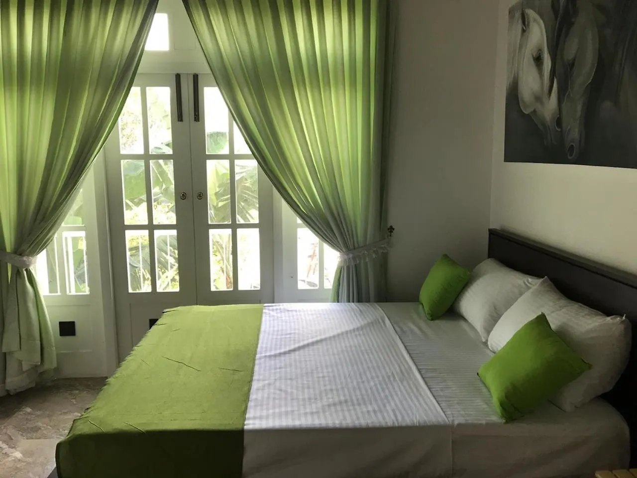 B&B Grand Haven Luxury Villa 캔디