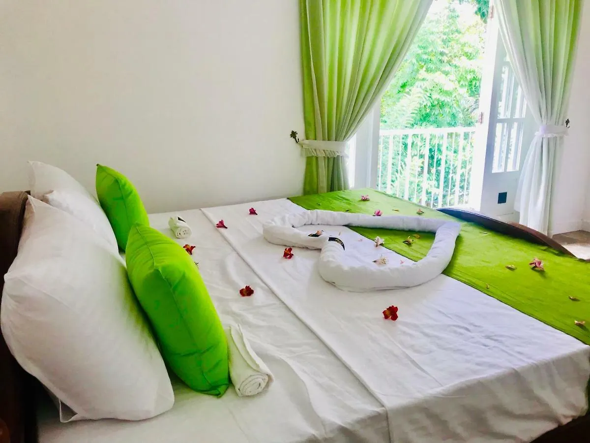 B&B Grand Haven Luxury Villa 캔디 스리랑카
